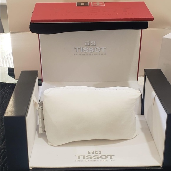 NIB Black Tissot Quickster Watch - Picture 4 of 4